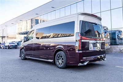 Toyota Hiace 7 posti Produttore di accessori interni ed esterni