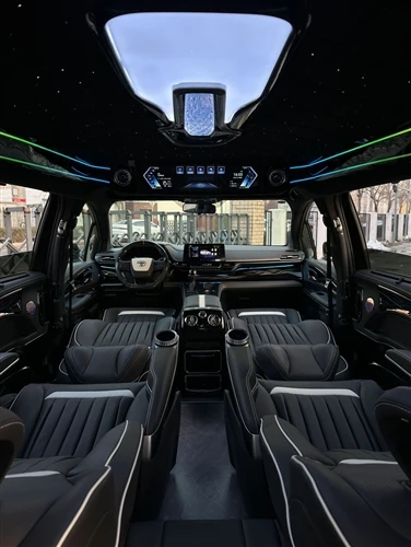 Toyota Sienna: upgrade al Caesar Star-Lord Body Kit e pacchetto interni.